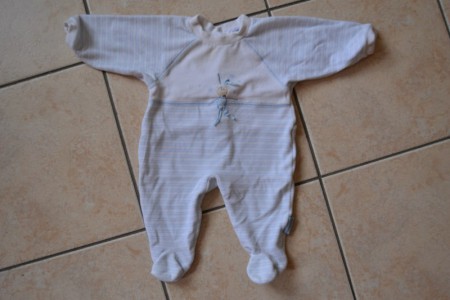 Pyjama "Absorba" 6 mois 3€